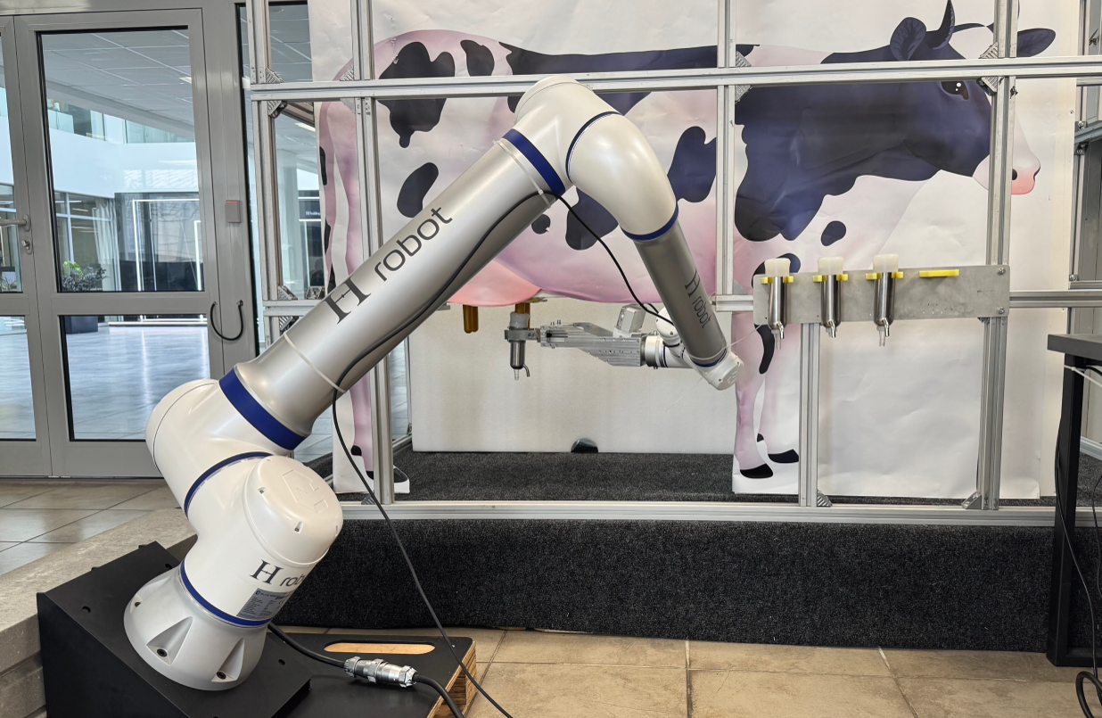 *Производство автоматизированных доильных систем