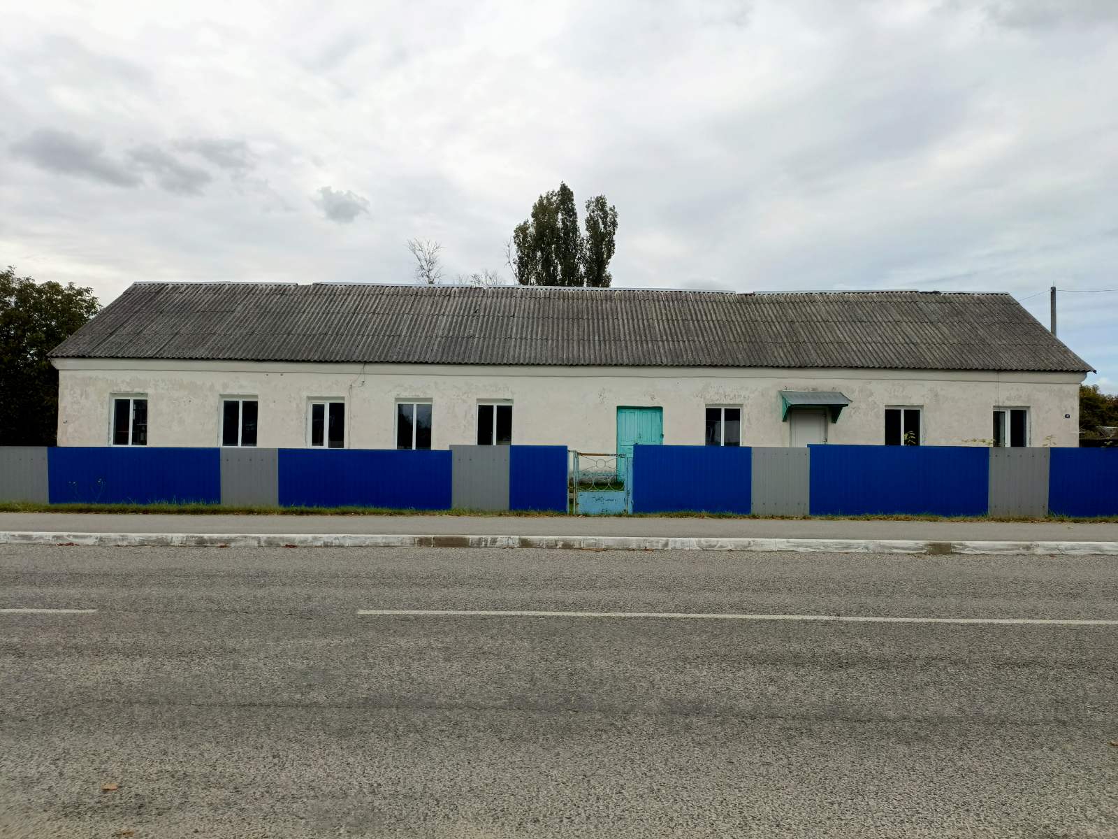 Здание хозяйственной группы